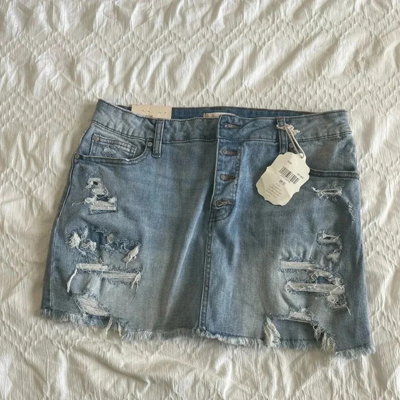 Alter’d State - skye skirt - denim light wash - size L - Picture 1 of 3